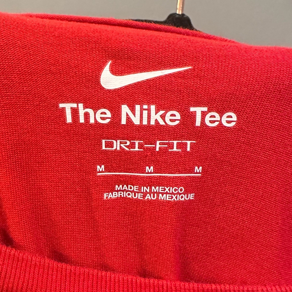 Nike University of Georgia Bulldogs Tee Size M Red - Picture 5 of 6